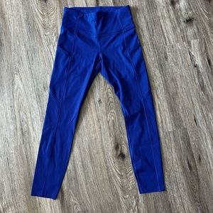 Lululemon, fast and free high rise 25 inch legging. Royal blue.